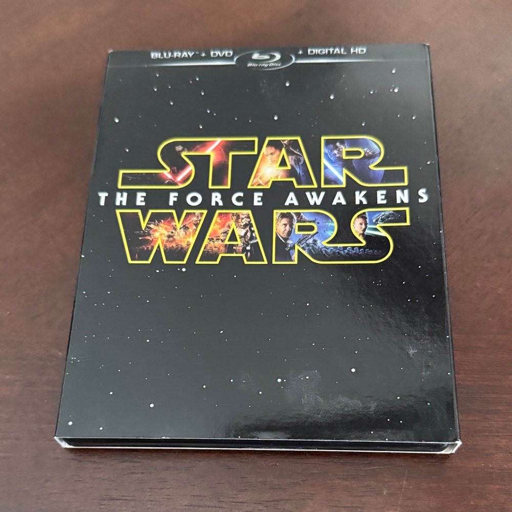 Star Wars: The Force Awakens Blu-ray DVD